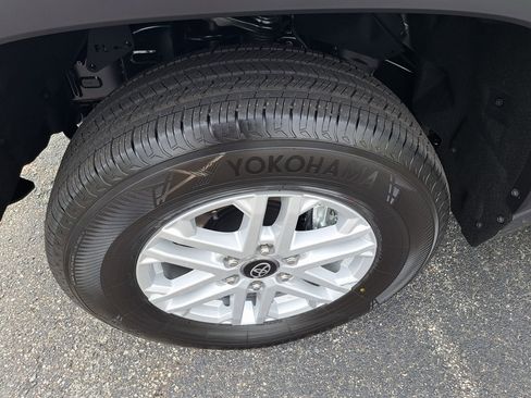 New 2026 Toyota Tundra SR5 image 14