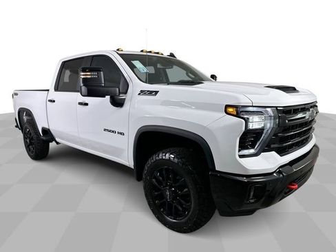 New 2026 Chevrolet Silverado 2500 LT w/ Trail Boss Package AWD/4WD image 2