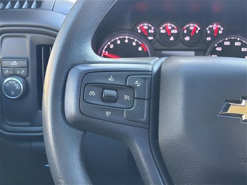 Used 2024 Chevrolet Silverado 1500 Custom image 34