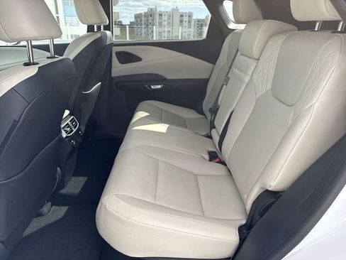 Used 2024 Lexus RX 350 FWD w/ Technology Package image 22