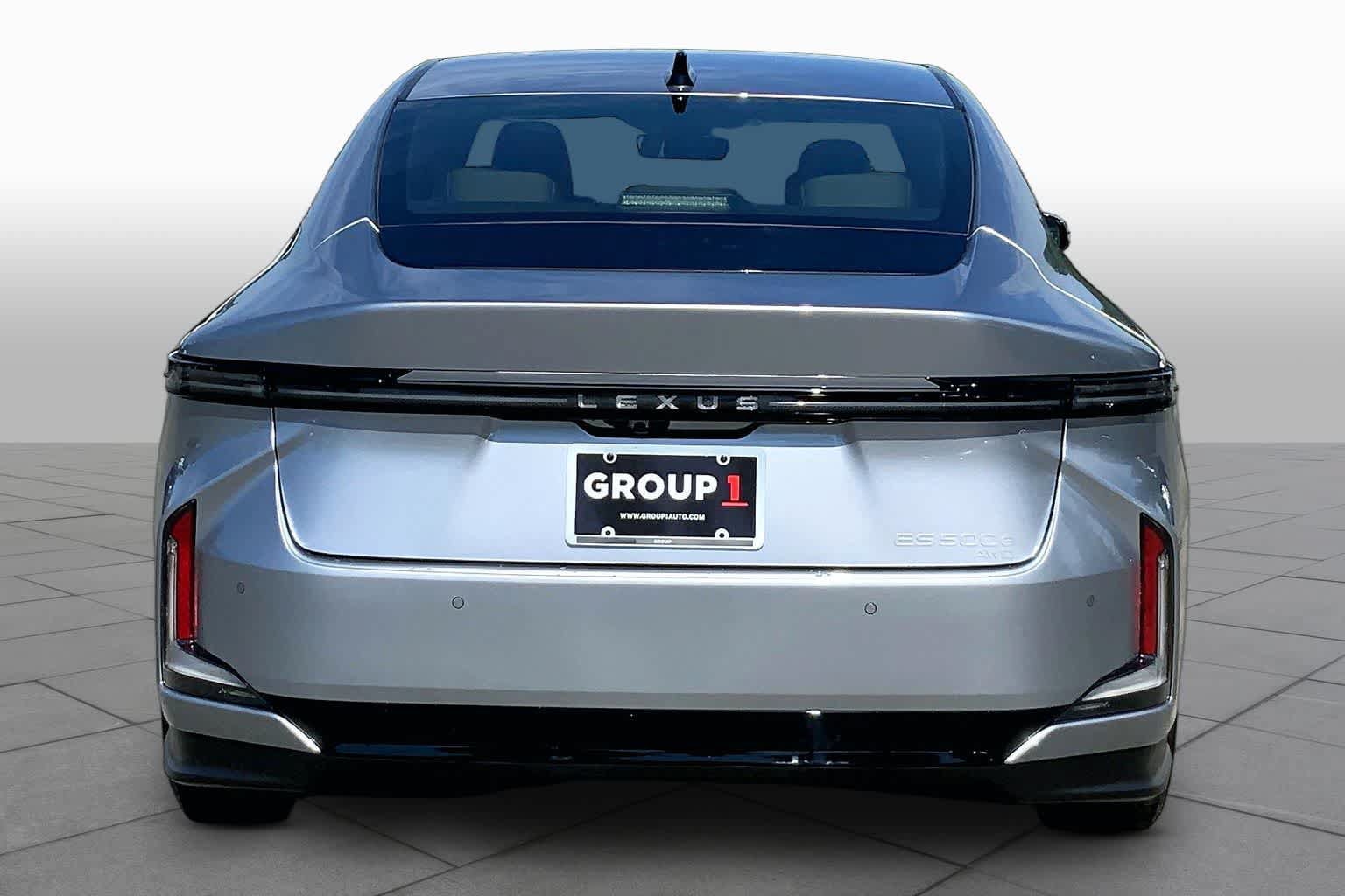 New 2026 Lexus ES 500e w/ Convenience Package AWD/4WD image 4