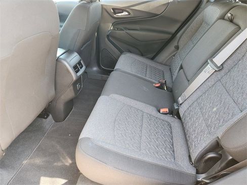 Used 2022 Chevrolet Equinox LT image 30