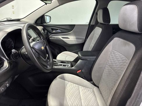 Used 2018 Chevrolet Equinox LS AWD/4WD image 13