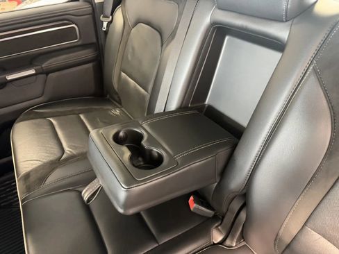 Used 2022 RAM 1500 Laramie AWD/4WD image 16