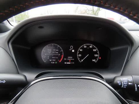 Certified 2025 Honda HR-V Sport image 23