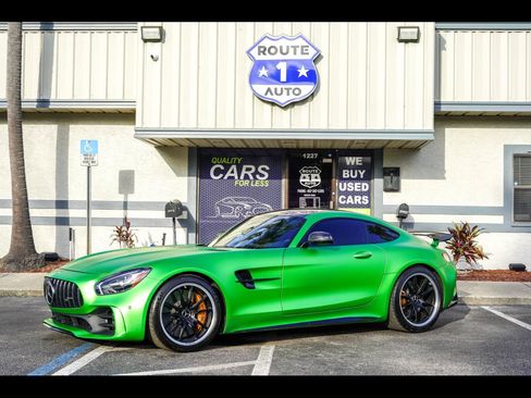 Used 2018 Mercedes-Benz AMG GT R image 1