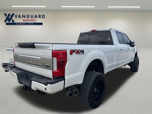 Used 2019 Ford F350 Platinum w/ Platinum Ultimate Package image 2