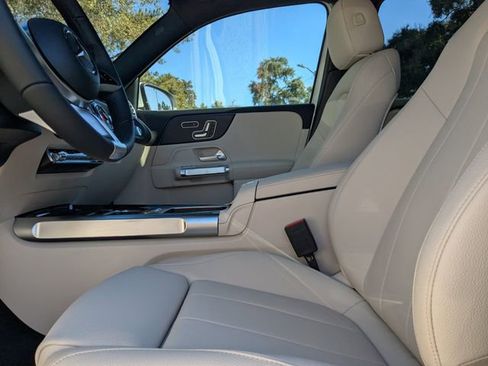 New 2026 Mercedes-Benz GLB 250 image 22