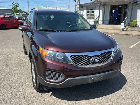 Used 2013 Kia Sorento LX image 1