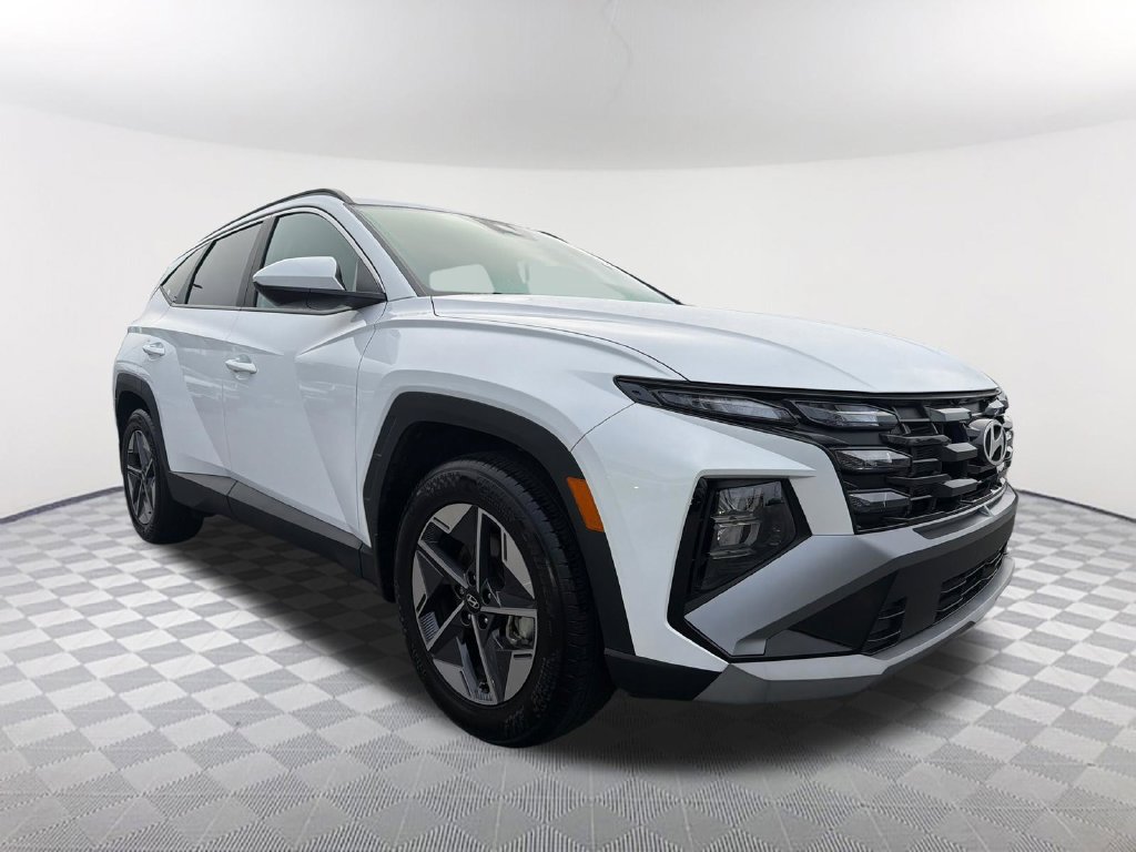 Used 2025 Hyundai Tucson SEL FWD image 3