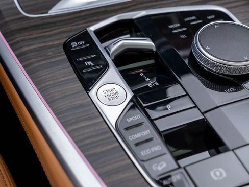 Certified 2023 BMW X7 xDrive40i w/ Premium Package image 24