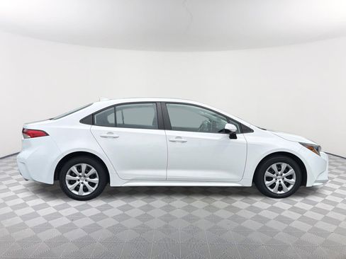 Certified 2024 Toyota Corolla LE FWD image 18