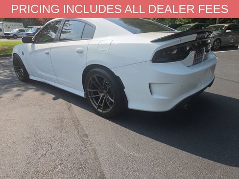 Used 2019 Dodge Charger Scat Pack w/ Dynamics Package RWD image 5