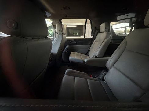 Used 2021 Chevrolet Tahoe LT w/ Luxury Package RWD image 8