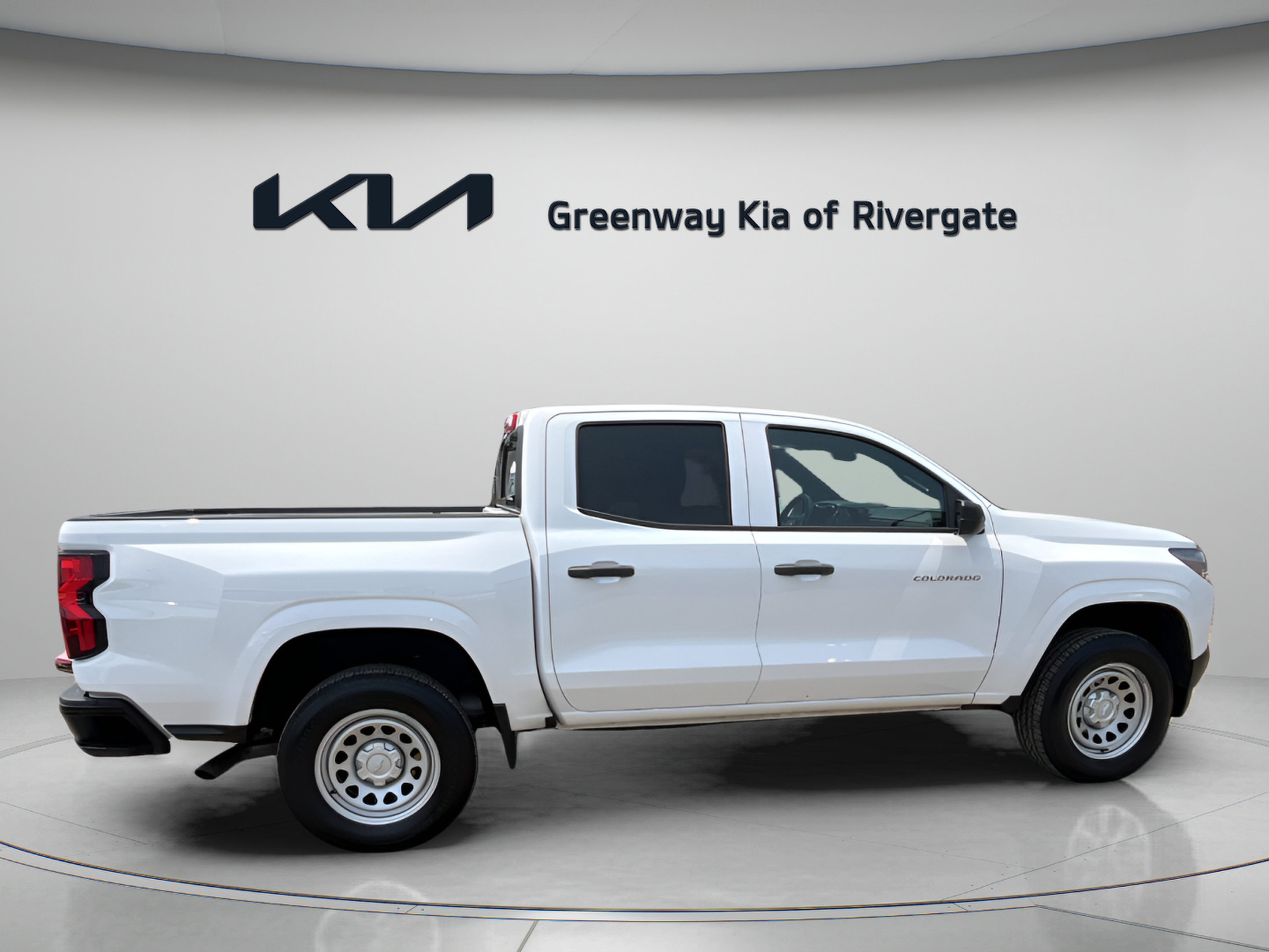 Used 2025 Chevrolet Colorado W/T RWD image 8