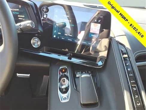 Used 2024 Chevrolet Corvette Stingray Premium Conv w/ Z51 Performance Package image 11