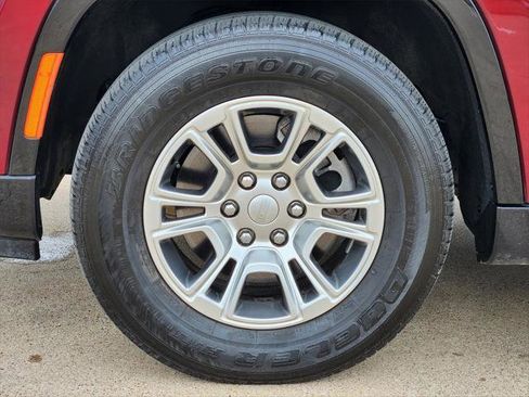 Certified 2024 Jeep Wagoneer L 2WD w/ Convenience Group I image 19