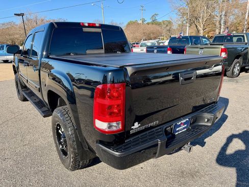 Used 2013 GMC Sierra 1500 Denali image 3