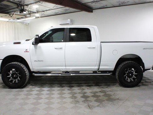 Used 2024 RAM 2500 Lone Star w/ Sport Appearance Package AWD/4WD image 29