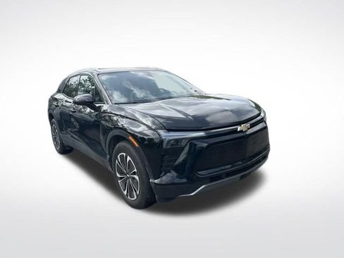 Used 2024 Chevrolet Blazer EV LT AWD/4WD image 8