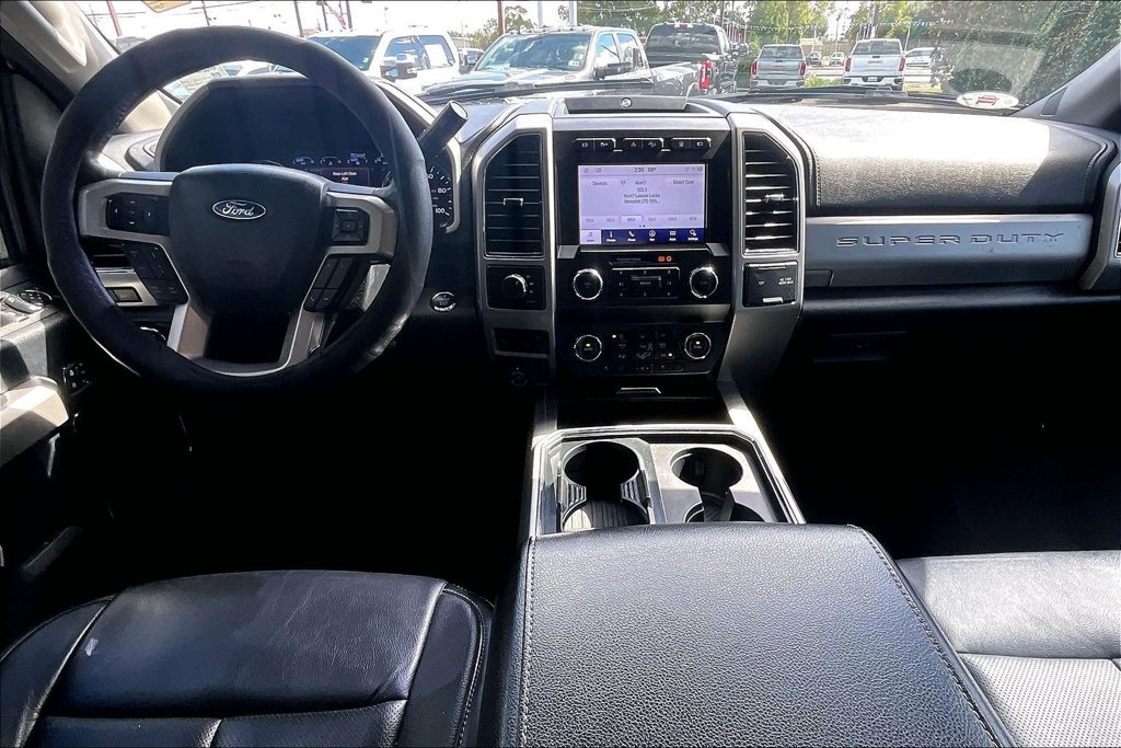Used 2020 Ford F350 Lariat w/ Lariat Ultimate Package AWD/4WD image 11