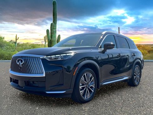 Certified 2026 INFINITI QX60 Luxe w/ Cargo Package FWD image 2