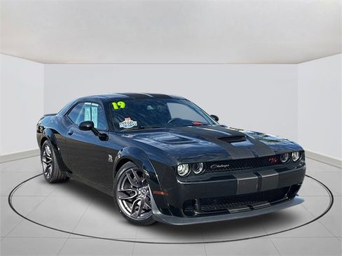 Used 2019 Dodge Challenger R/T Scat Pack image 1