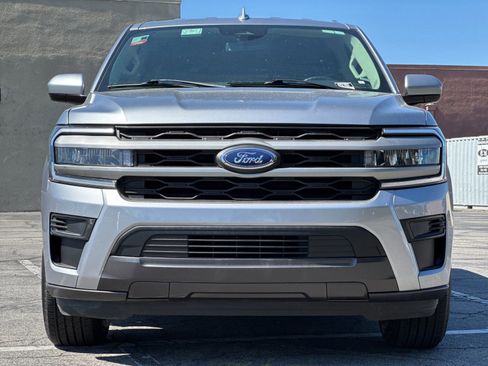 Used 2024 Ford Expedition XLT AWD/4WD image 6