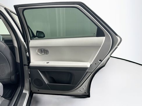 Used 2024 Hyundai Ioniq 5 SEL RWD image 30