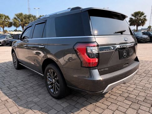 Used 2019 Ford Expedition Limited w/ Equipment Group 301A RWD image 11