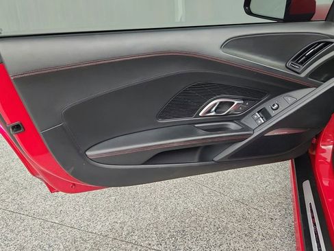 Used 2017 Audi R8 V10 w/ Carbon Exterior Package image 32