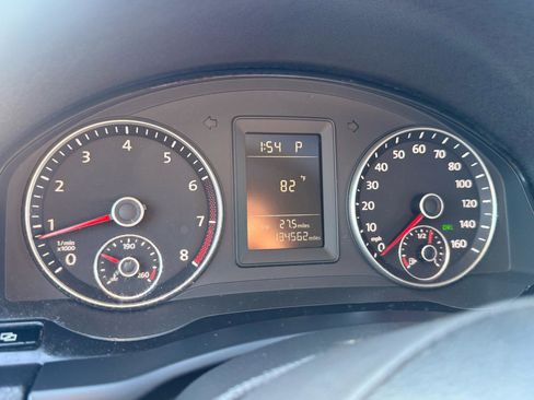 Used 2010 Volkswagen Jetta Limited Edition image 8