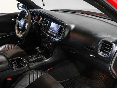 Used 2022 Dodge Charger SRT Hellcat w/ Carbon/Suede Interior Package RWD image 15