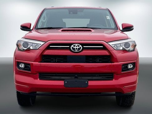 Used 2023 Toyota 4Runner TRD Sport image 2