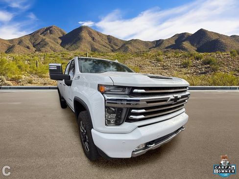 Used 2023 Chevrolet Silverado 2500 High Country w/ Z71 Off-Road Package AWD/4WD image 5