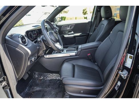 Certified 2026 Mercedes-Benz GLB 250 image 17