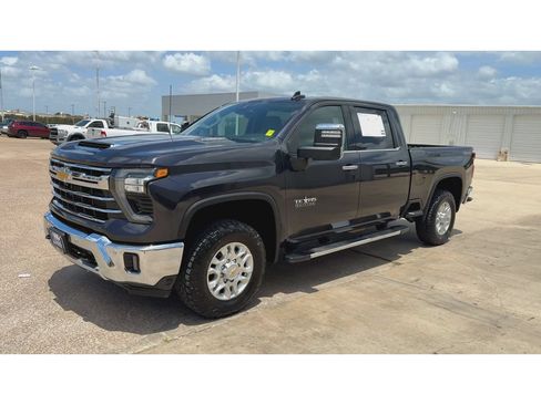 Used 2024 Chevrolet Silverado 2500 LTZ w/ LTZ Texas Edition AWD/4WD image 4