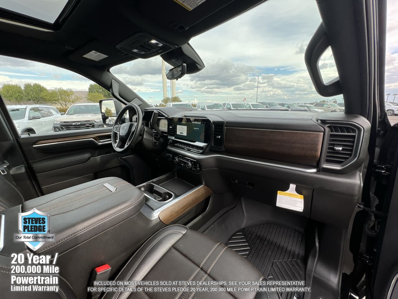 Certified 2025 Chevrolet Silverado 2500 High Country w/ High Country Premium Package AWD/4WD image 34