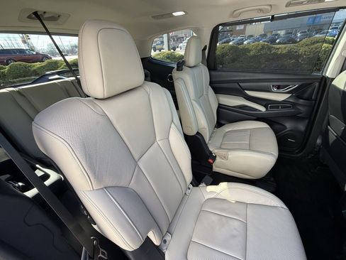 Used 2019 Subaru Ascent Limited w/ Popular Package #2A image 38