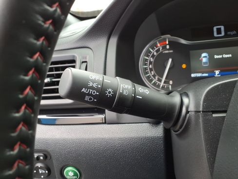 Certified 2023 Honda Ridgeline Black Edition image 17