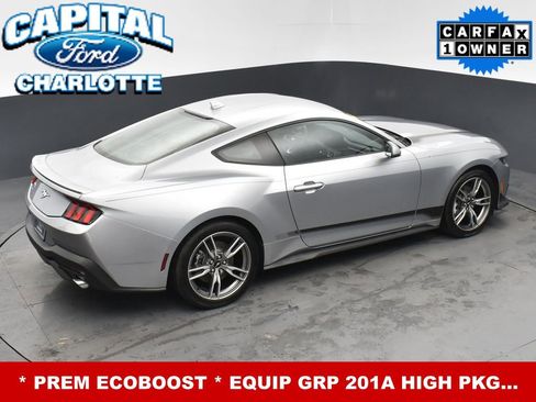 Used 2025 Ford Mustang Premium image 31