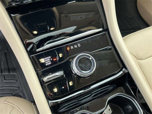 Certified 2022 Jeep Grand Cherokee Limited image 22