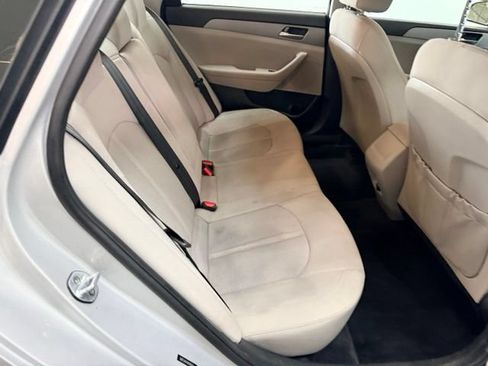 Used 2019 Hyundai Sonata SE FWD image 41