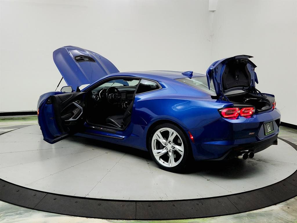 Used 2019 Chevrolet Camaro SS RWD image 12