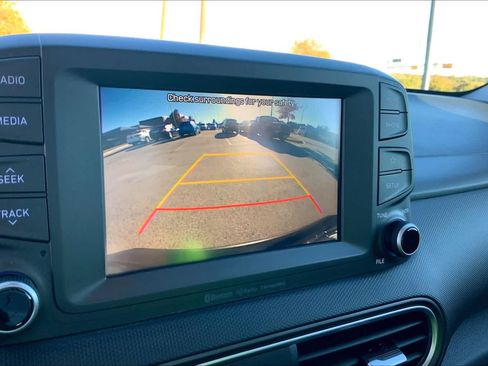 Used 2021 Hyundai Kona SEL FWD image 26
