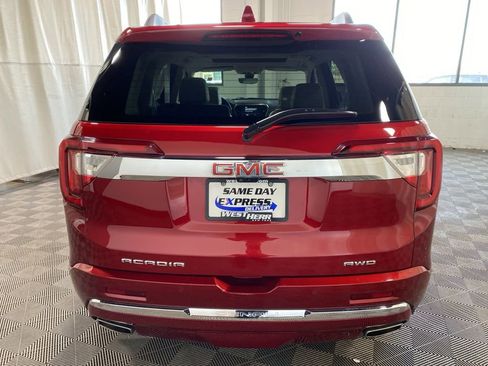Used 2023 GMC Acadia Denali w/ Denali Technology Package image 6