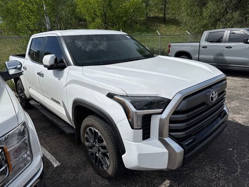 Used 2026 Toyota Tundra Limited w/ Power Package AWD/4WD image 5