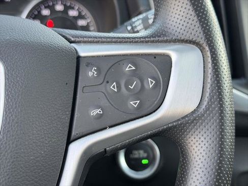 Used 2022 GMC Terrain SLE w/ Driver Convenience Package image 23