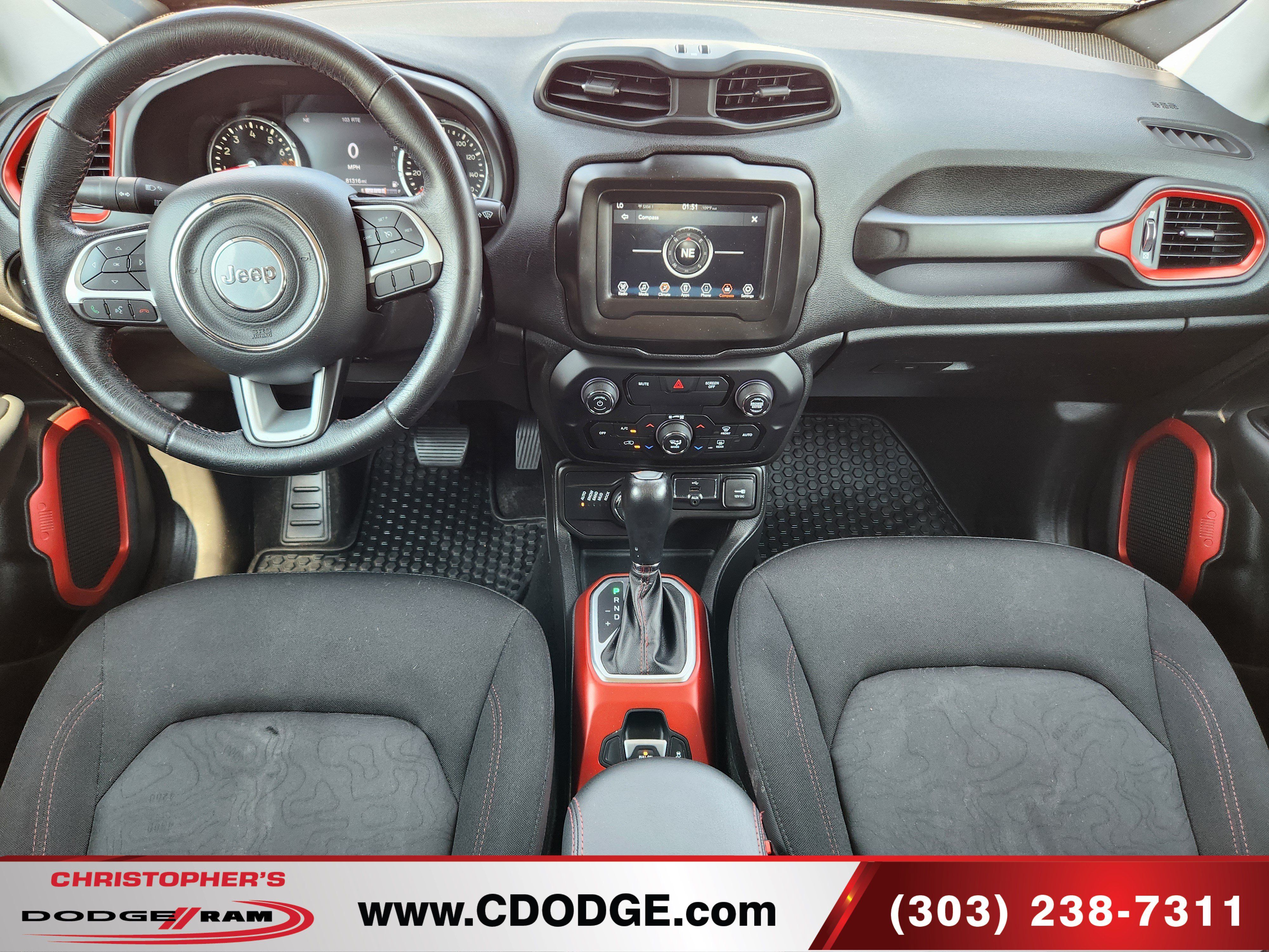 Used 2018 Jeep Renegade Trailhawk AWD/4WD image 18