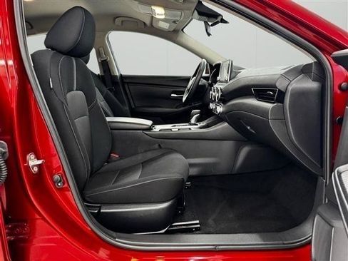 Used 2023 Nissan Sentra SV w/ All-Weather Package FWD image 16